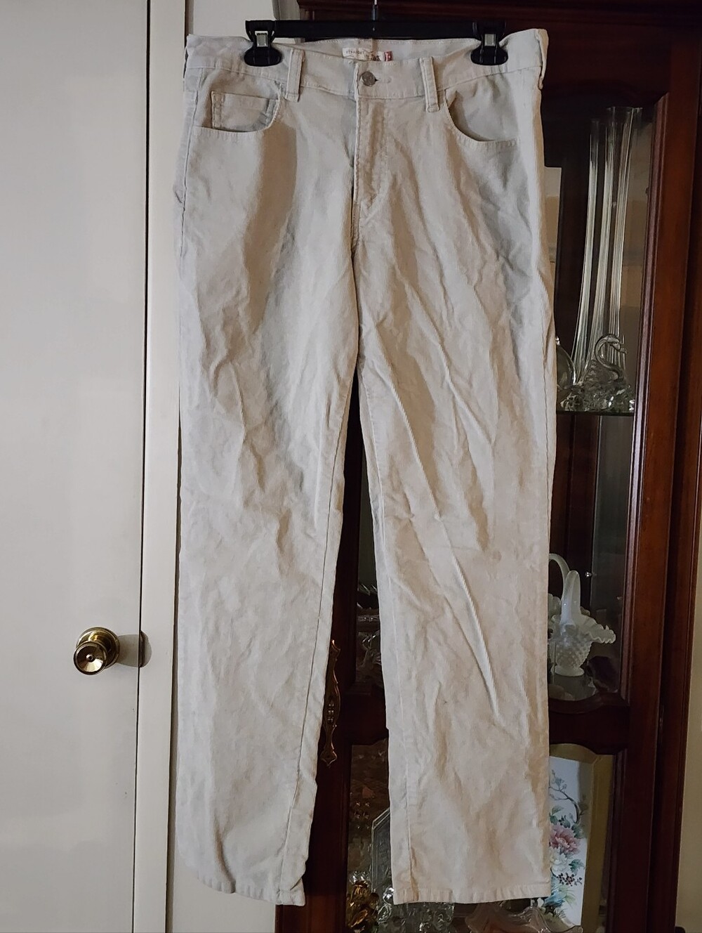 Levi's Cream Straight-Leg Women's Jeans